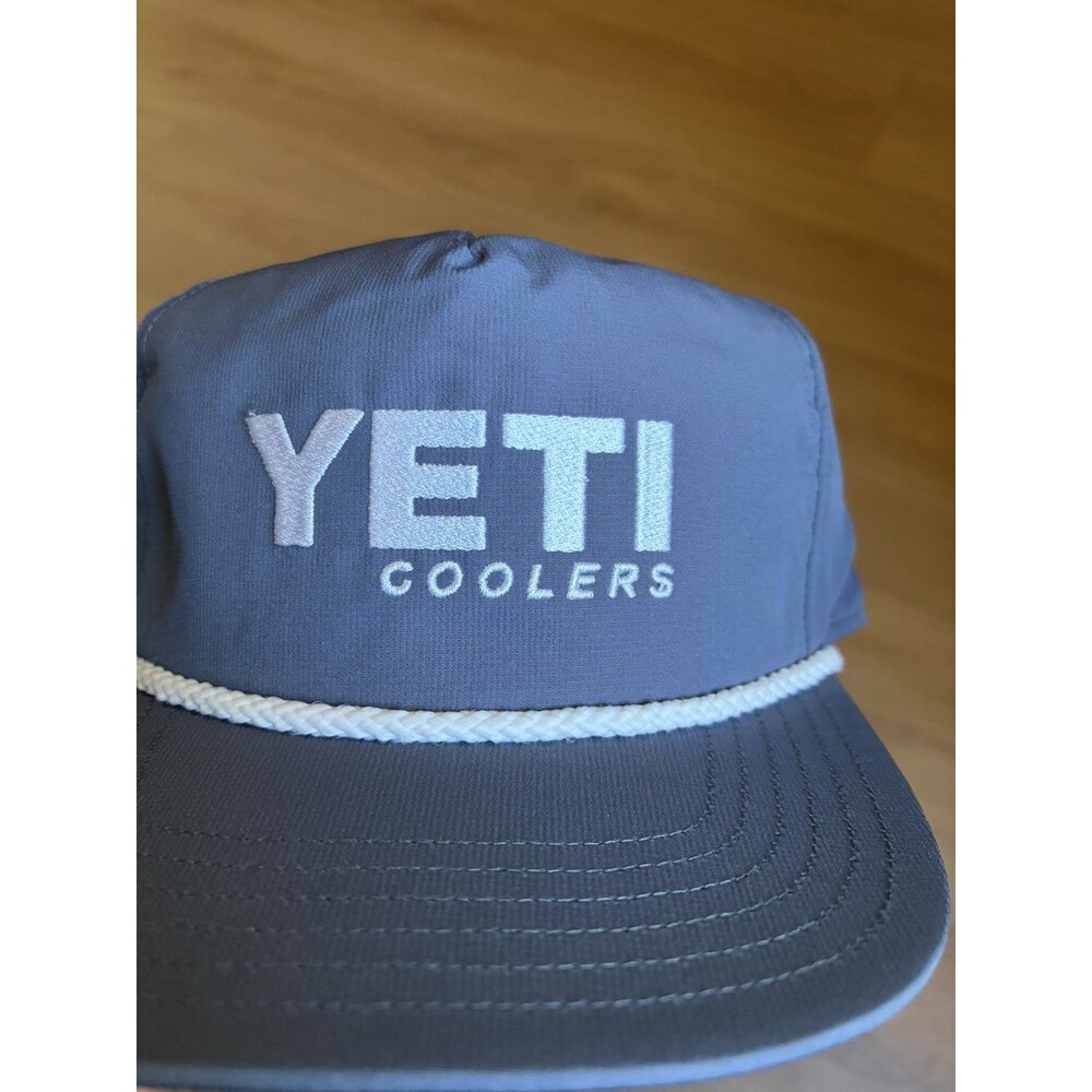 YETI Coolers Rope Truckers Hat Snapback Gray Boat Captain Style NWOT